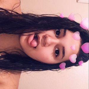 Meet your Posher, Jade